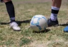 Hombre de 72 años murió mientras jugaba un partido de fútbol amateur en San Lorenzo