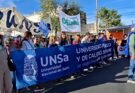 Más de 200 días del incumplimiento del financiamiento, docentes de la UNSa se suman a la marcha universitaria