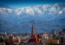 Llega una nueva ola polar a Salta y los cerros podrían volver a teñirse de blanco